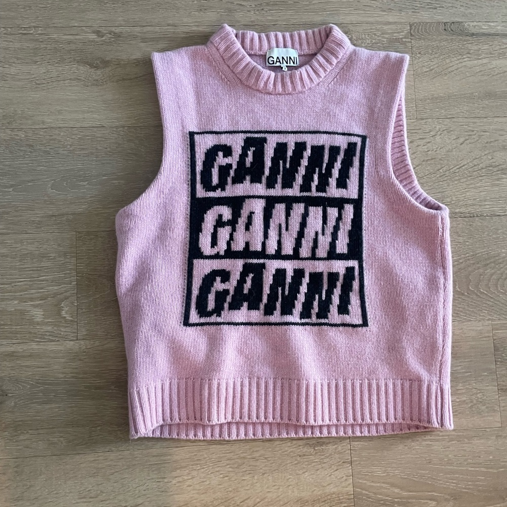 Ganni pink vest M size